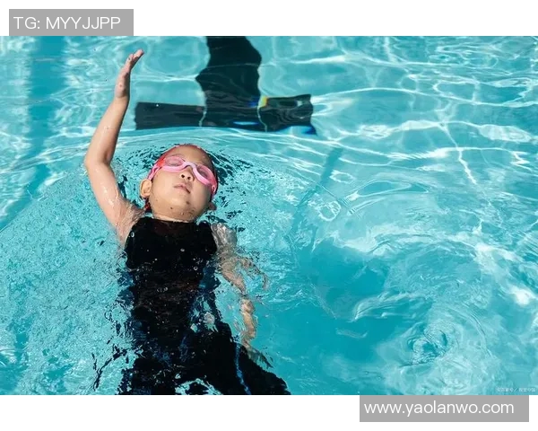 游泳初学者必备技巧全攻略助你轻松掌握水中自如技巧